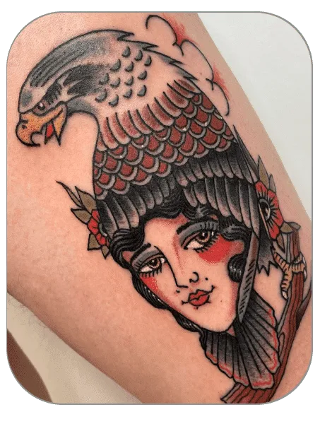 mujer águila tattoo tradicional hecho en the last gallery tattoo, Mollet del Vallès, Barcelona